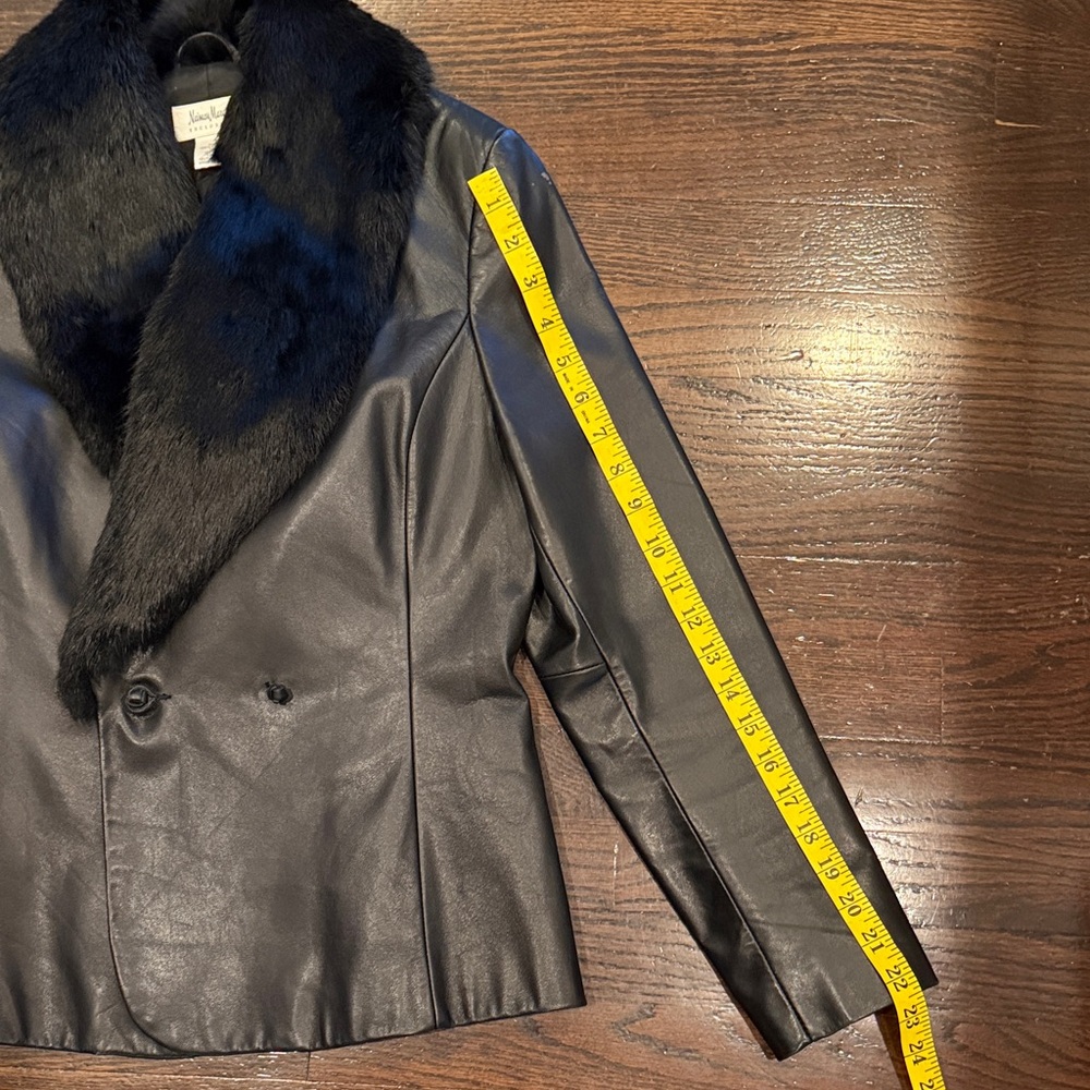 Neiman Marcus Black Fur Collar Leather Jacket 4 - Picture 5 of 9
